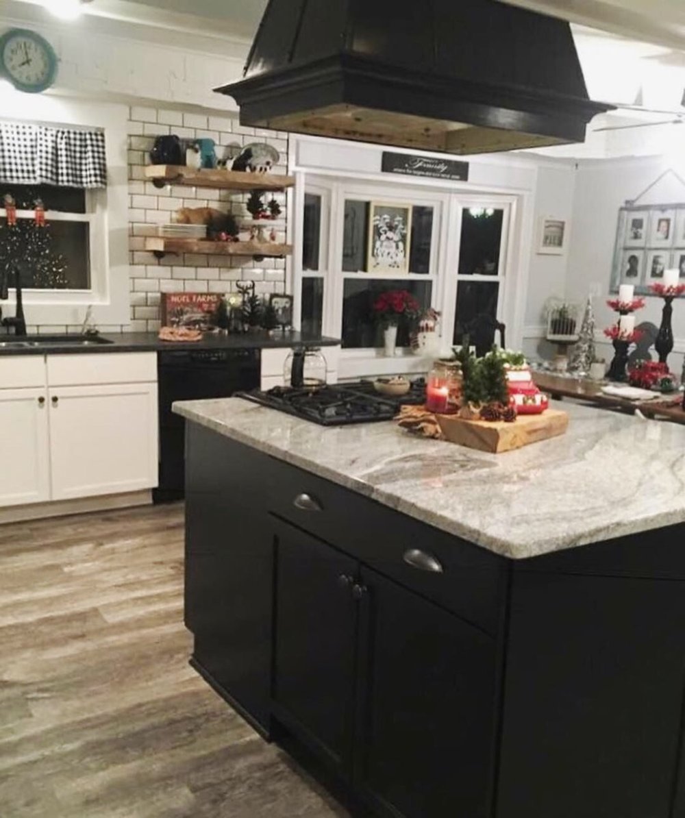 At Zinz Design and Selection Center Inc, our desire is to aid you in finding the right fit for your home. Visit our showroom in Austintown, OH today to get started!